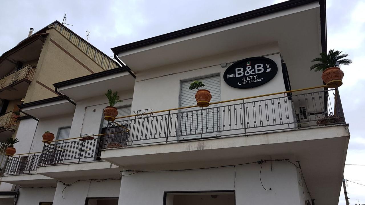 B & B Leti Battipaglia Εξωτερικό φωτογραφία